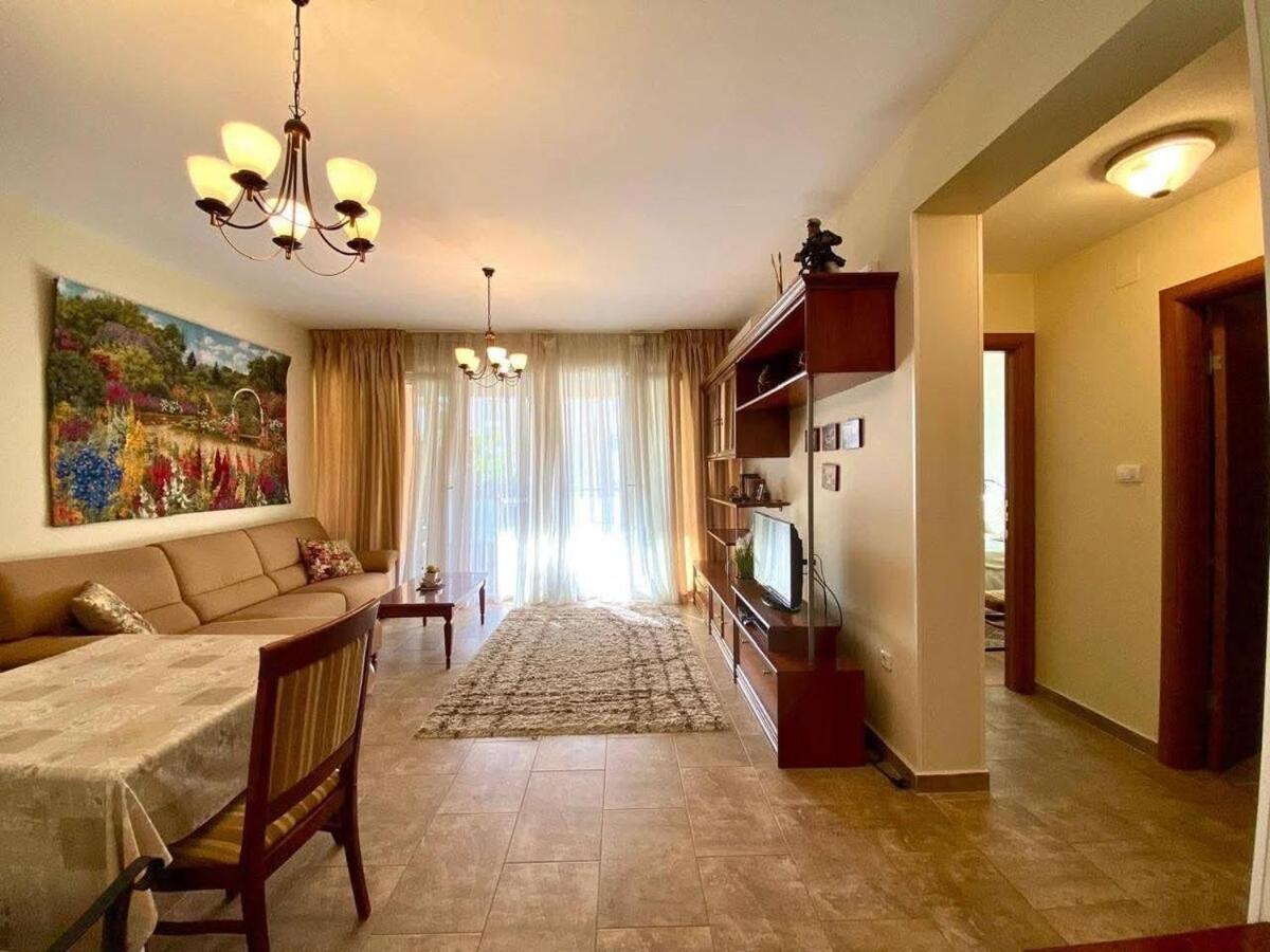 בודווה Orhid Apartment Becici One מראה חיצוני תמונה